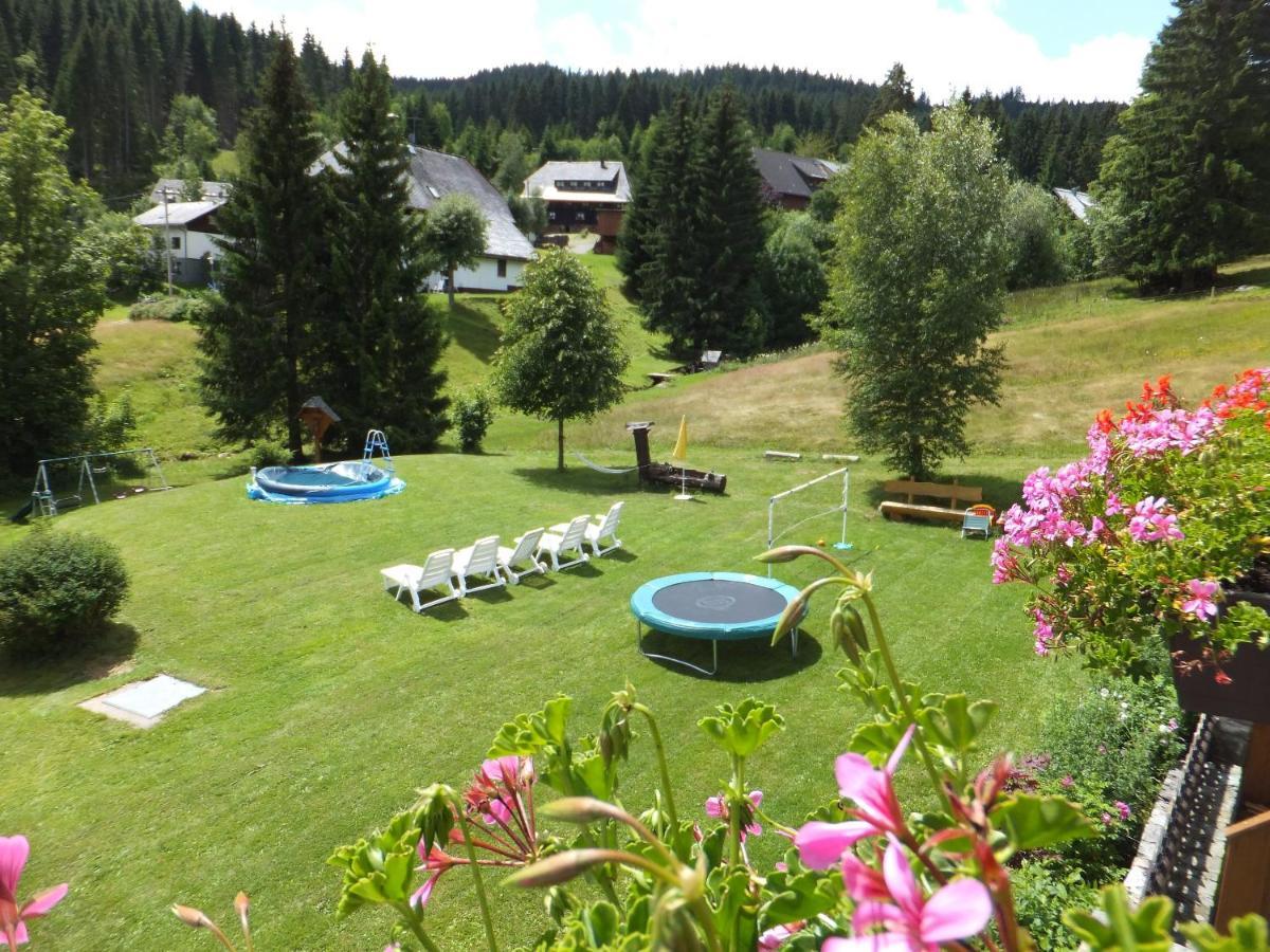 Schwarzwald-Hotel Kraeutle Feldberg  Bagian luar foto