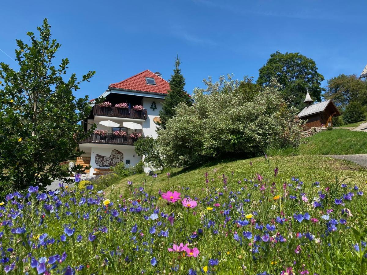 Schwarzwald-Hotel Kraeutle Feldberg  Bagian luar foto